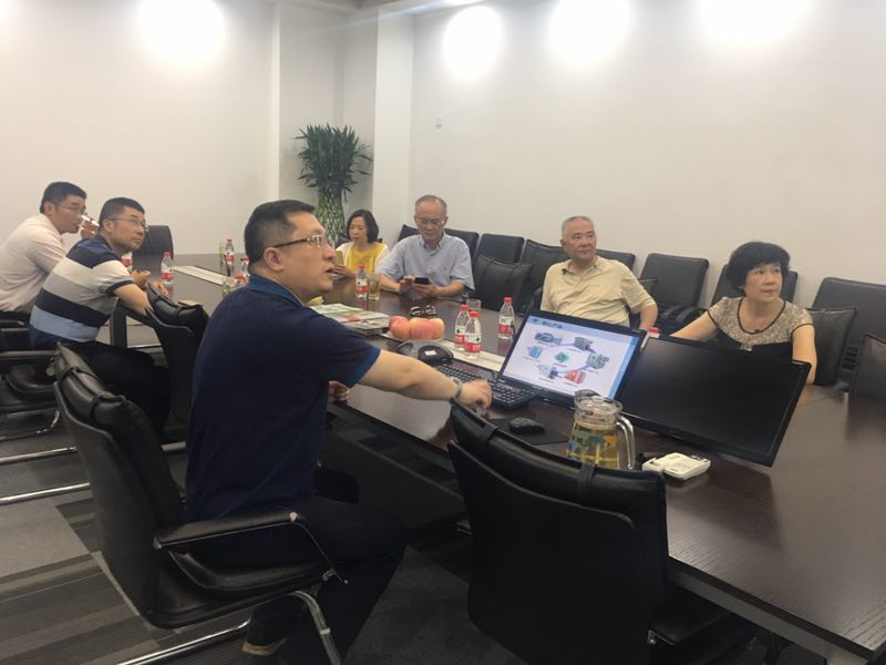 熱烈歡迎政協(xié)主席貢培興、新產(chǎn)業(yè)研究會副會長張建等一行參觀日聯(lián)科技