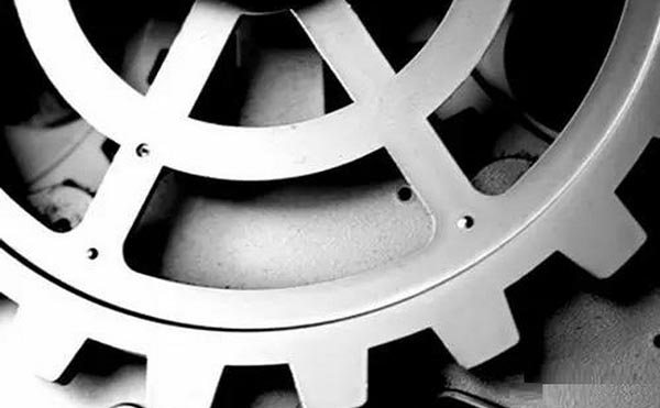 鑄件內(nèi)部缺陷，采用什么設備檢測比較好？